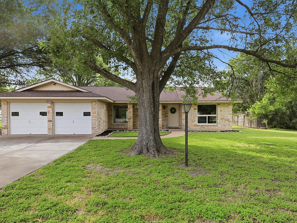 1st image of 15109 Spring Hill Ln