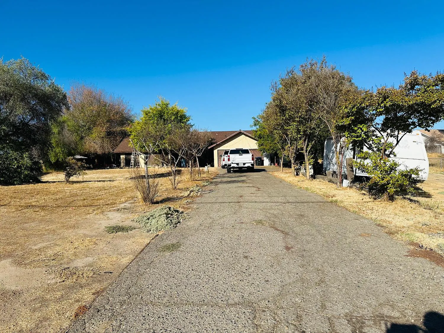 16564 Karen Rd photo 1