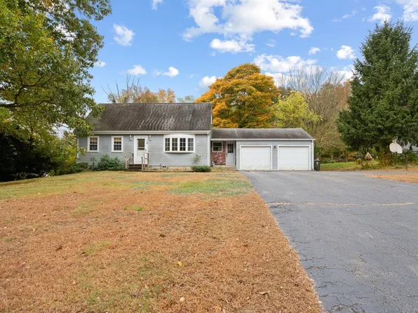 14 Aspen Court, Norwich, CT 06360