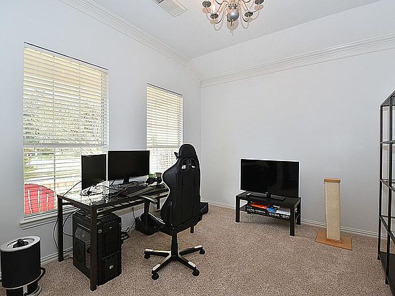 5th image of 18810 Dusty Rose Ln