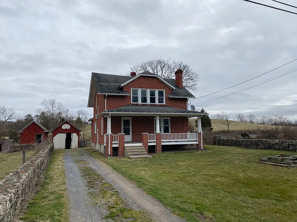 308 Gainesboro Rd