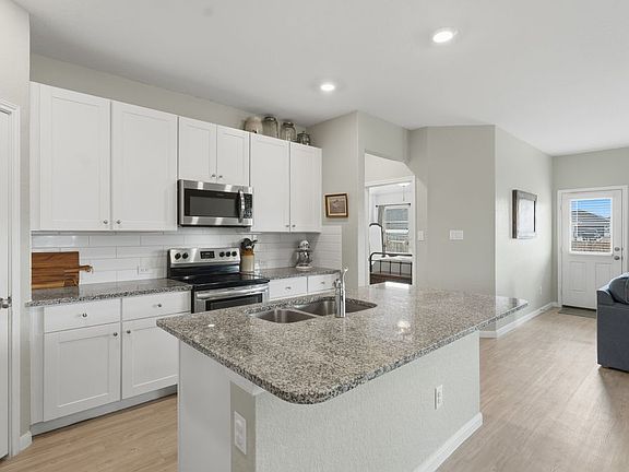 4th image of 2717 San Martin Ln