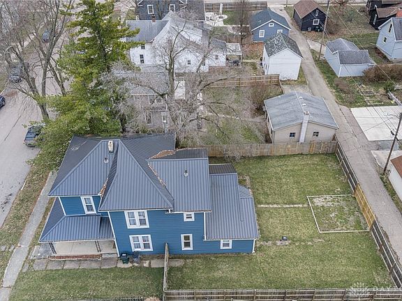 5th image of 216 S Short St