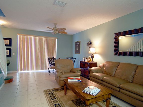 2nd image of 3865 San Simeon Cir