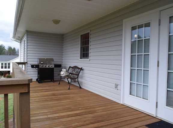3rd image of 533 Briar Creek Dr