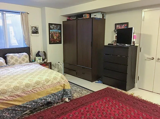 Rented by JW Real Estate Services LLC | media 16