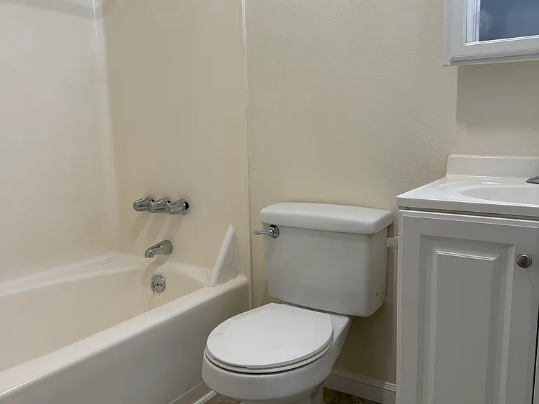 1714 Evergreen Park Ct SW #D3 — Photo 11