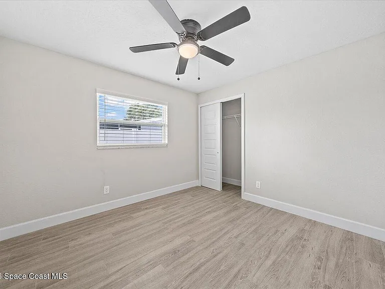 540 Albatross St — Photo 17