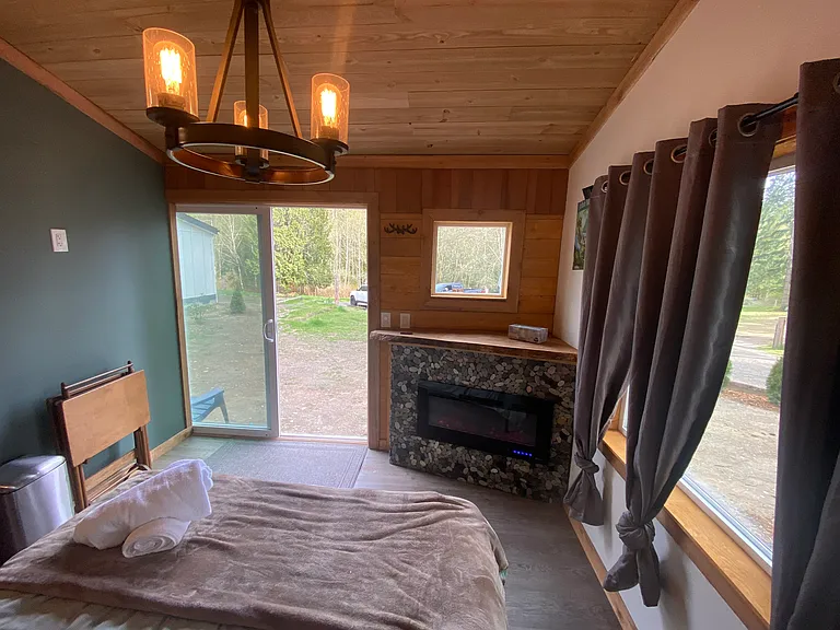 Living room / Bedroom