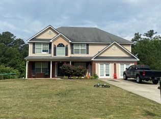 615 Lake Joyce Ln, Fairburn, GA 30213