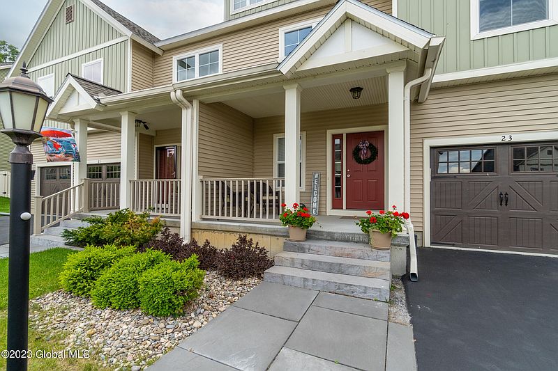 4th image of 23 Weston Way