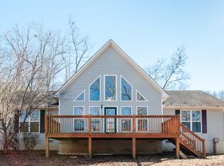 86 Seven Springs Rd, Whittier, NC 28789