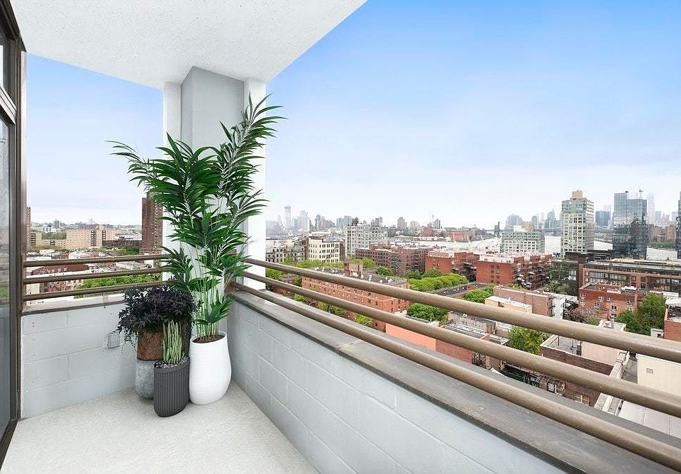 1st image of 424 Bedford Ave APT 16A