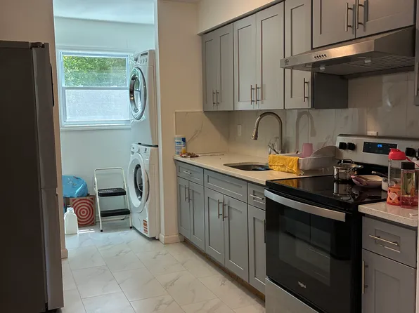 (undisclosed Address), Centereach, NY 11720