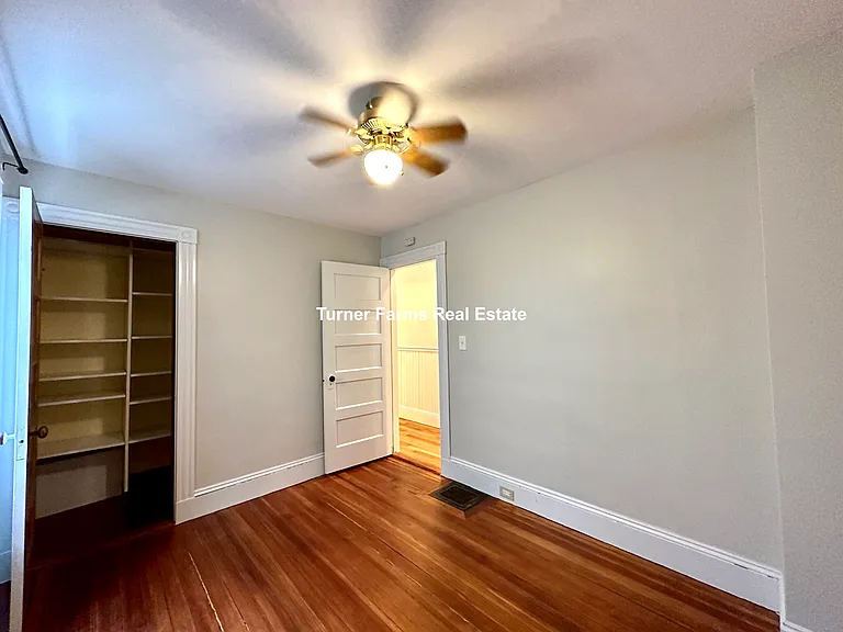 30 Roseclair St — Photo 10