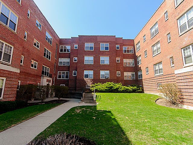 1st image of 2752 Hampton Pkwy APT N1