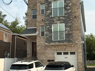 1019 Laura St, Elizabeth, NJ 07201