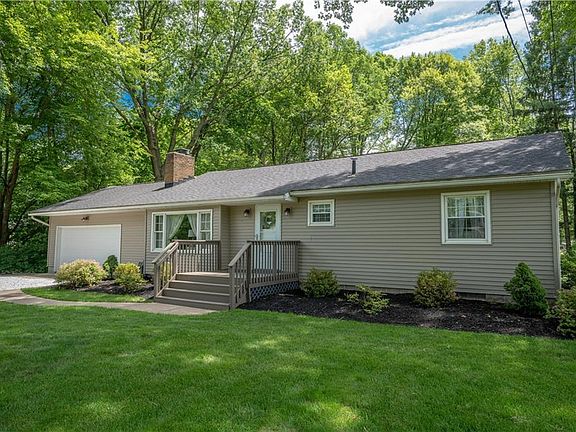 2nd image of 606 Leeman Dr