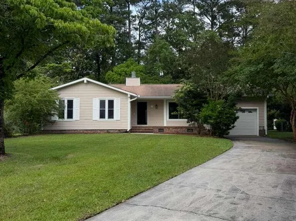 206 Little John Ln, Havelock, NC 28532