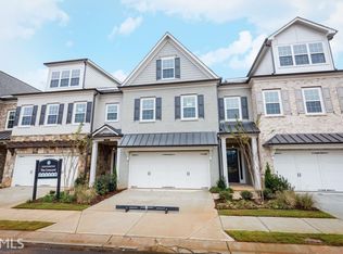 4452 Huffman Dr NE, Roswell, GA 30075