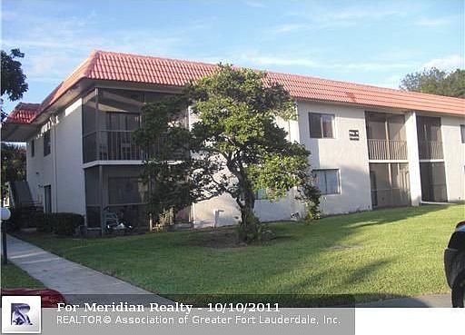 3rd image of 164 Lakeview Dr APT 204
