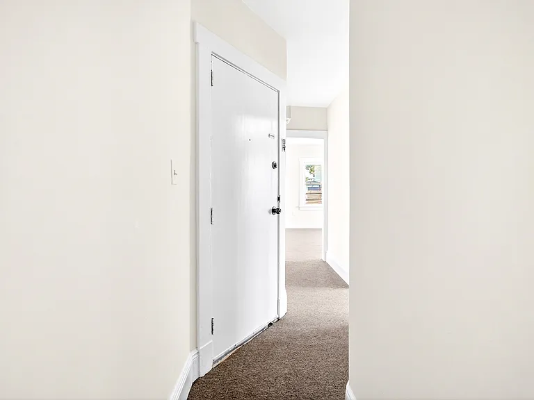 825 Main St #A — Photo 9