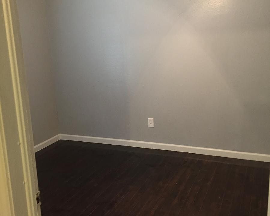 1st image of 1121 N Crawford St APT A