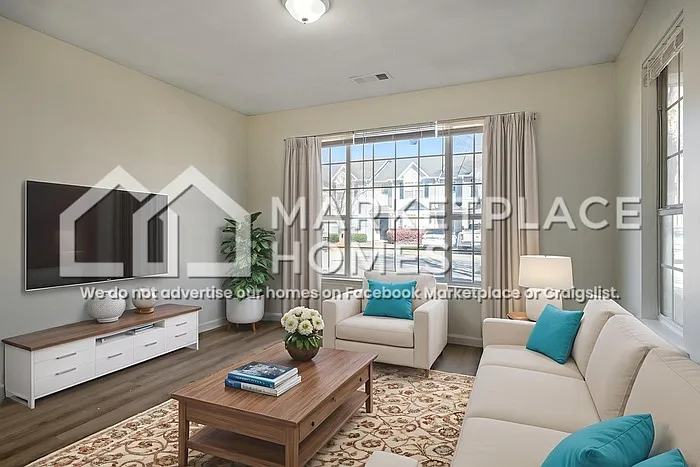 11352 Michelle Way — Photo 4