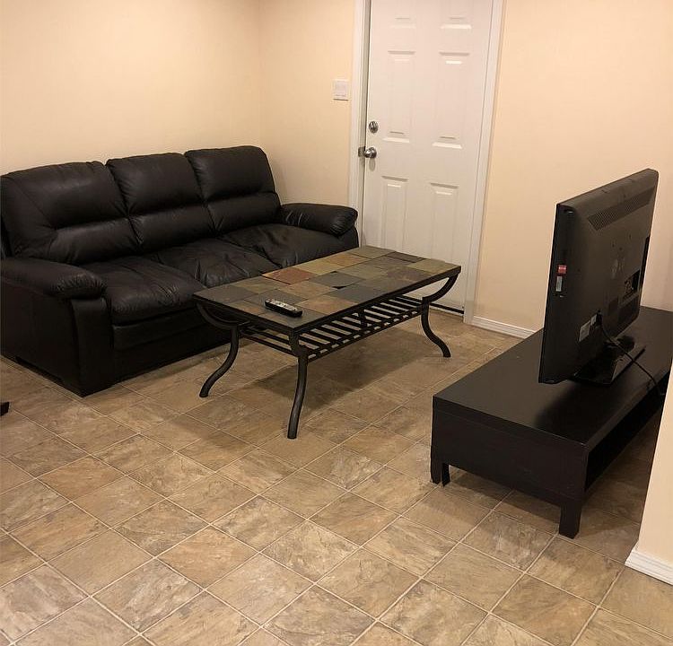 1st image of 9416 104th Ave #2