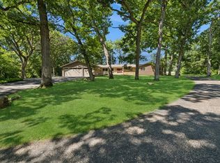 3605 Oak Ridge Rd, Crystal Lake, IL 60012