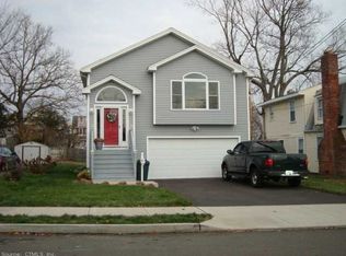 125 Lee St, West Haven, CT 06516