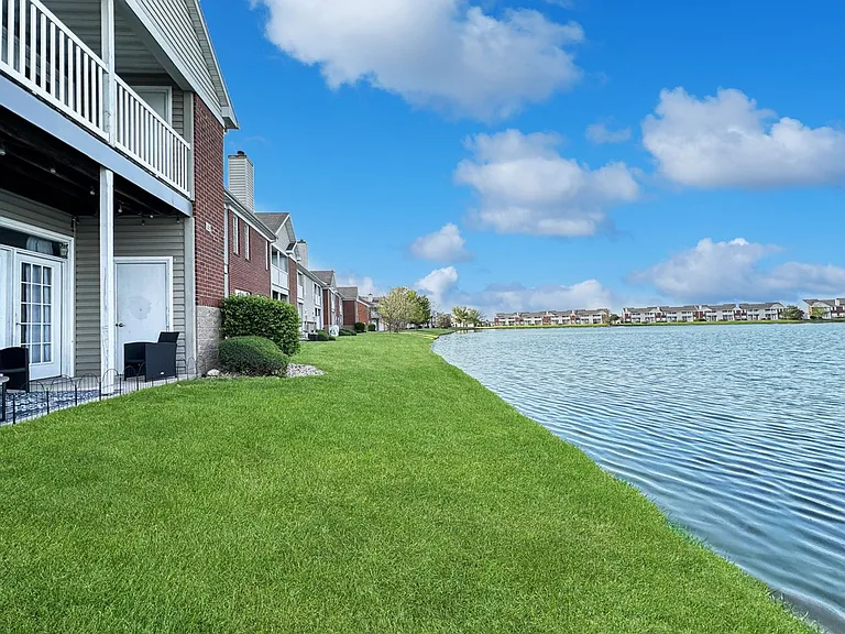 705 Beachfront Dr — Photo 44