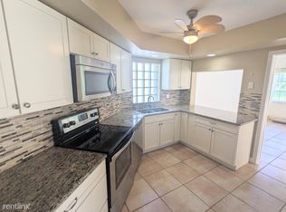 11615 Winchester Dr, Palm Beach Gardens, FL 33410