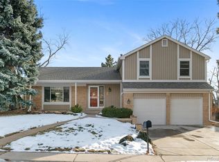 8376 E Hinsdale Dr, Centennial, CO 80112