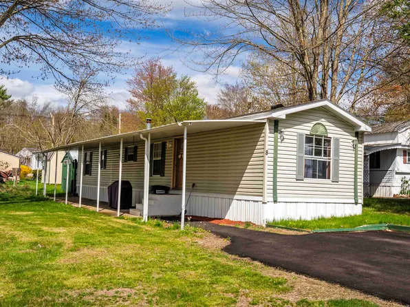 8 Morways Park, Charlestown, NH 03603