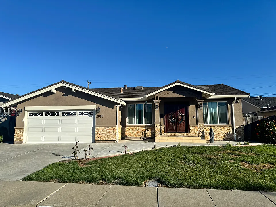 2088 Primrose Ct