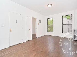 756 Union St APT 3B, Brooklyn, NY 11215