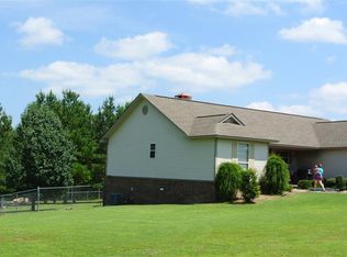 9124 Mars Hill Rd, Bauxite, AR 72011