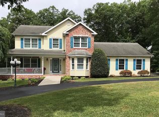 16 Catamaran Ct, Ridgeley, WV 26753