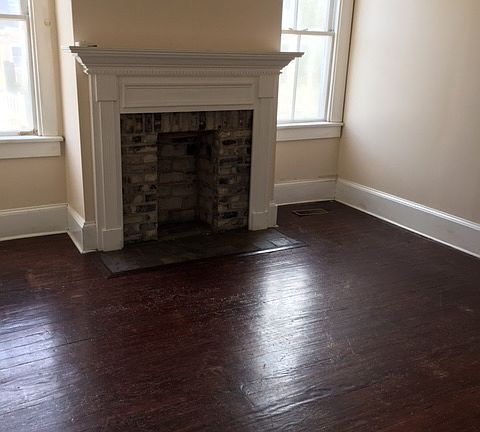 3rd image of 551 E Park Ave