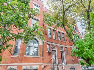 925 S Laflin St #2R, Chicago, IL 60607