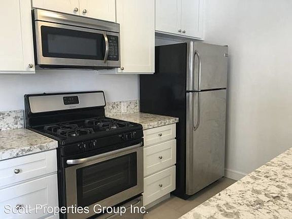 2nd image of 11621 Chenault St APT 2