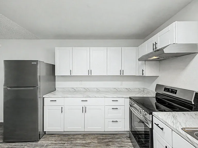 9514 N. 8th St — Photo 5