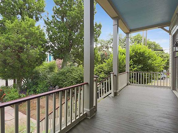 2nd image of 1202 Felicity St