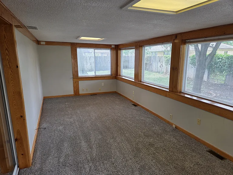 7814 W Quail Ln — Photo 26