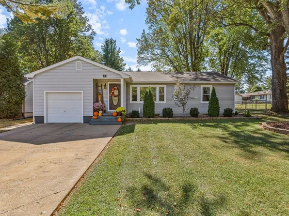 2 Airline Dr, Farmington, MO 63640