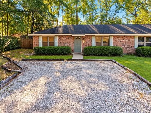 426 Inspiration Ln, Covington, LA 70433