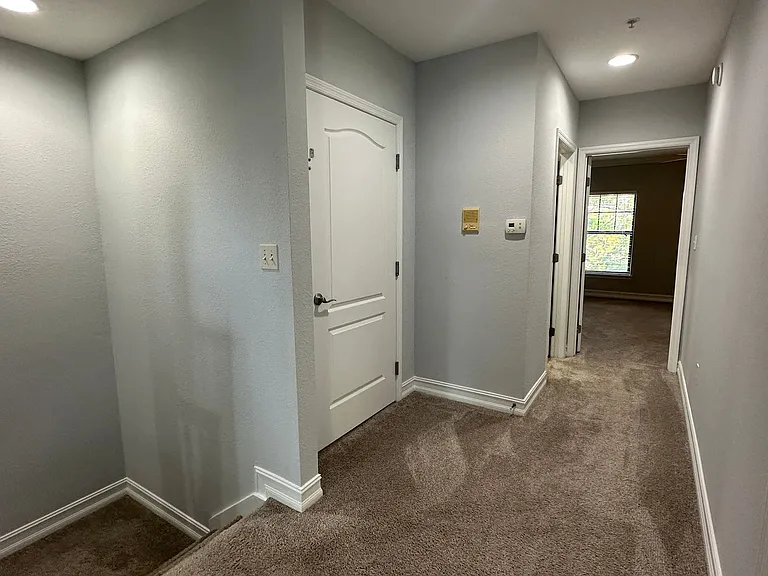 3720 Messina Dr — Photo 57