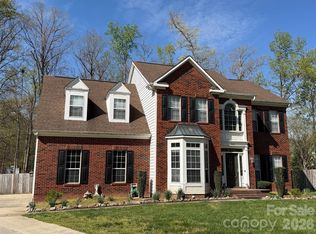 3047 Pinewood Hill Dr, Matthews, NC 28105