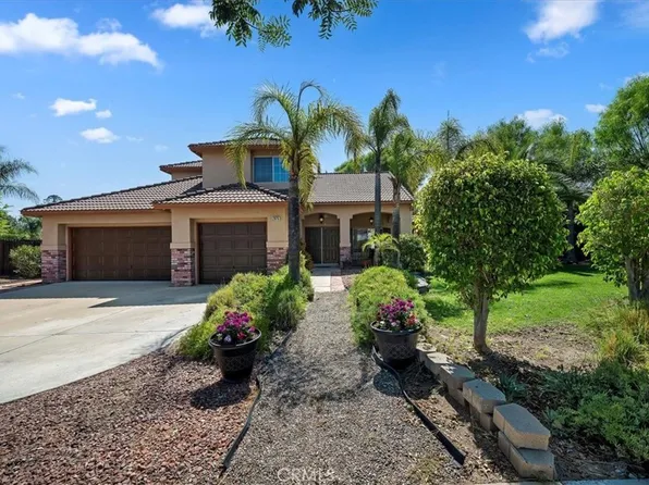 2875 Thacker Dr, Corona, CA 92881